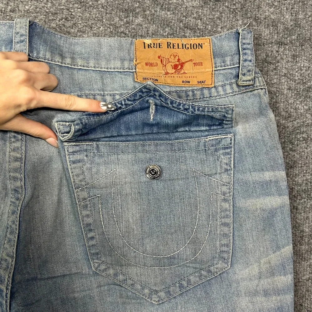 True Religion Ricky Relaxed Straight Denim Shorts‎ Men's Blue Frayed Hem - W45